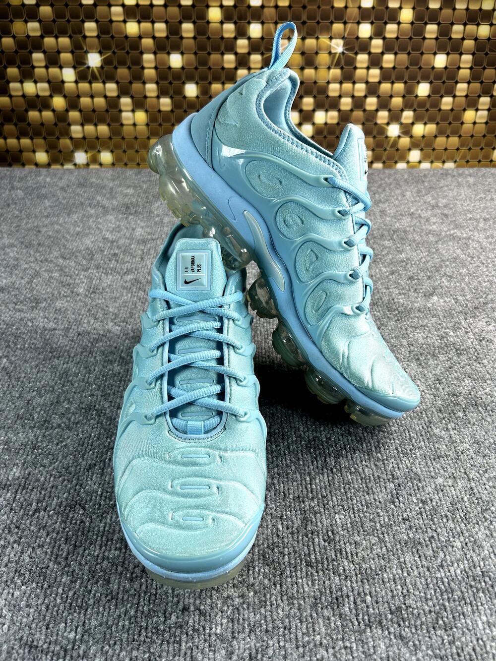 Nike Air VaporMax Plus "University Blue / Aqua"in Men's Size 10.